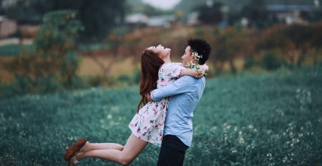 Dự đoán tình yêu và sự nghiệp của người tên Song Thư