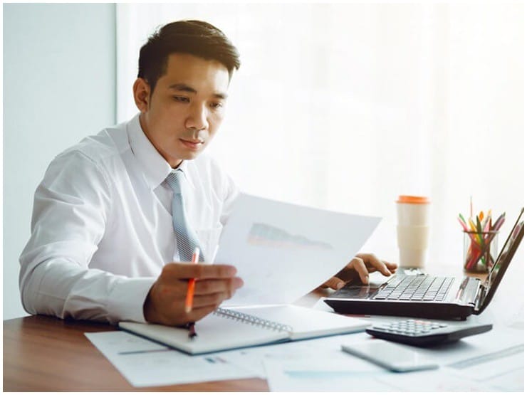 Tình duyên, sự nghiệp của người tên Việt Hoàng